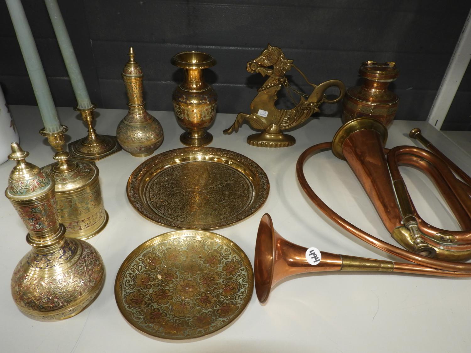 Murrays Auctioneers - Lot 494: Lot of brass decorative items