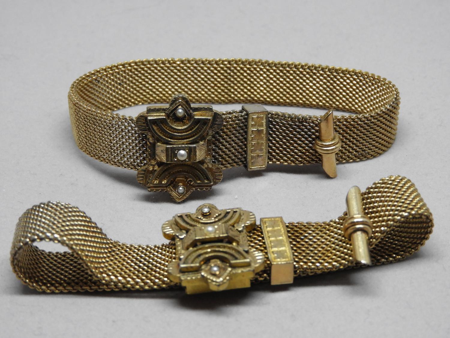 Murrays Auctioneers - Lot 14: Pair of Victorian Gold Filled Mesh Bracelets