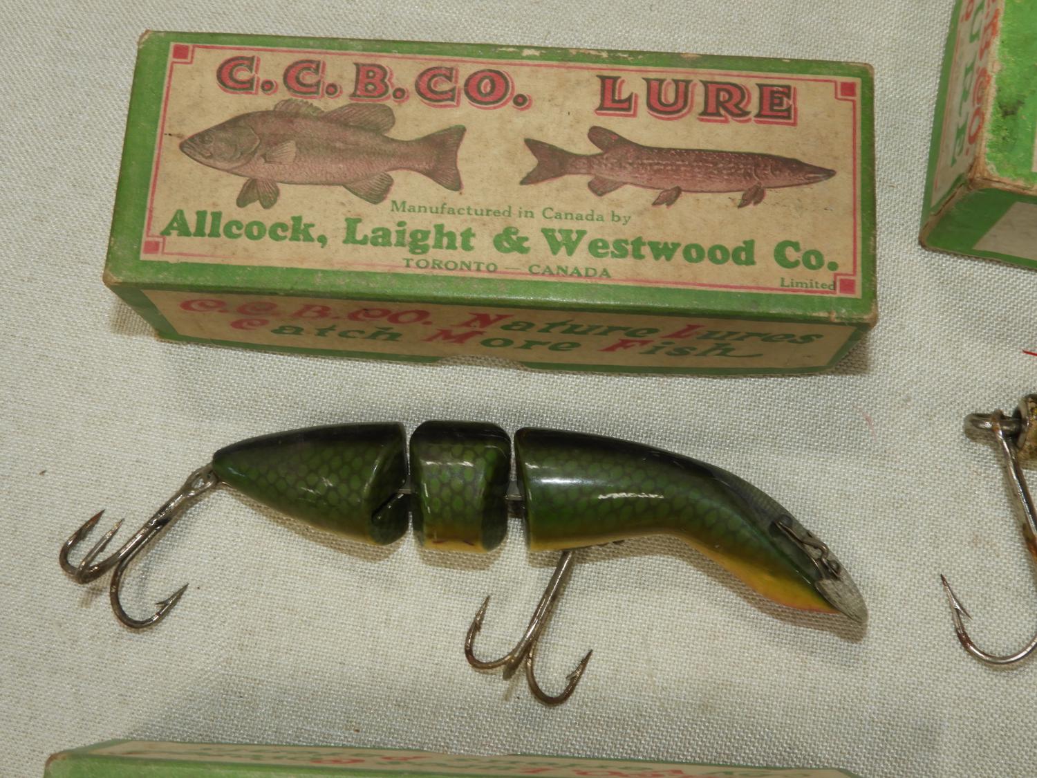 Murrays Auctioneers - Lot 266: Four vintage jointed fishing lures including  Creek Chub Bait Co. of Garrett