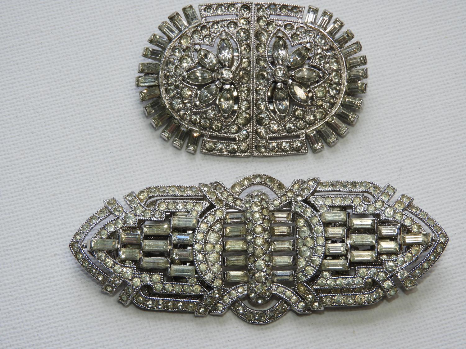 Duette brooch sales