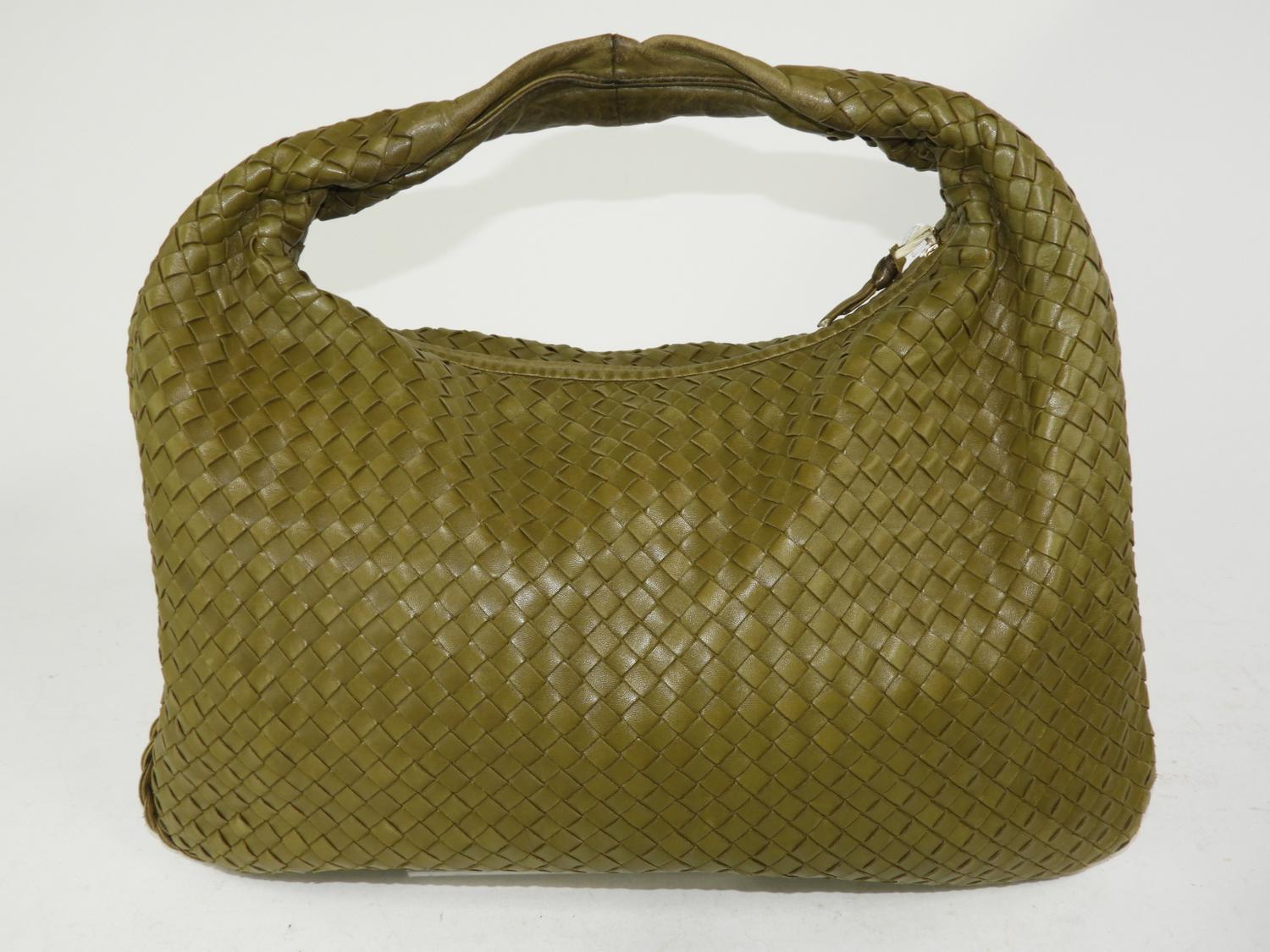 Green leather shoulder bag outlet